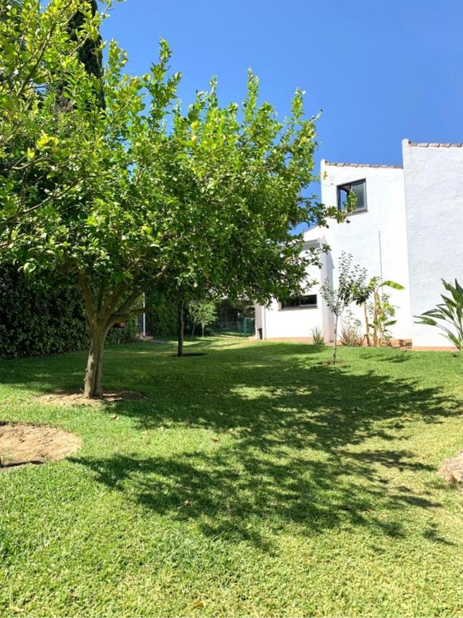 Chalet Con Vistas A Sevilla Gelves Exterior photo